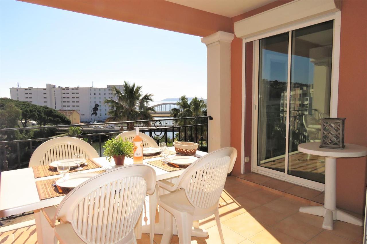 Appartement Port Marine à Sainte-Maxime Extérieur photo