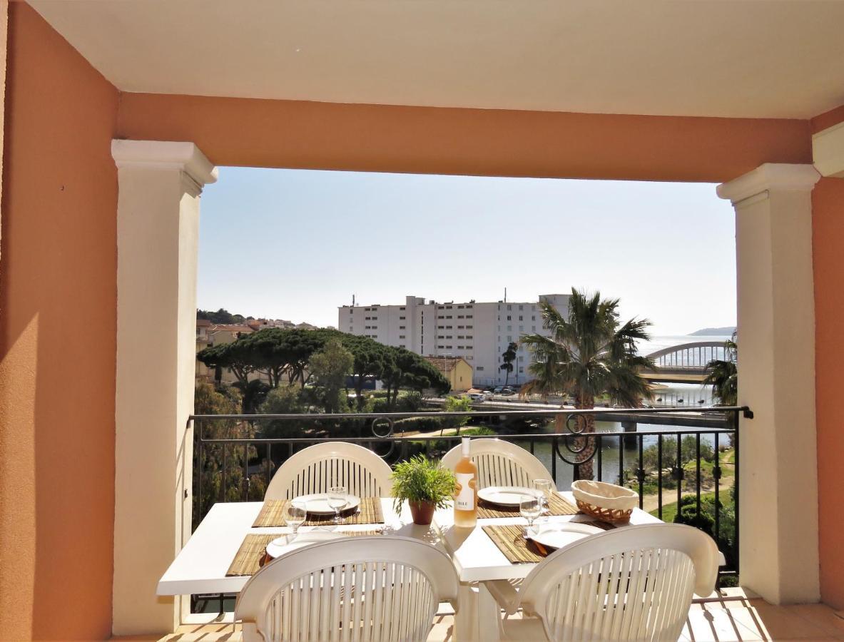 Appartement Port Marine à Sainte-Maxime Extérieur photo